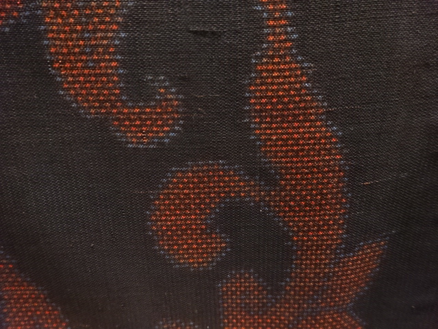 JAPANESE KIMONO / ANTIQUE KIMONO / SILK / DORO OSHIMA TSUMUGI (5 maruki) / WOVEN FLOWER